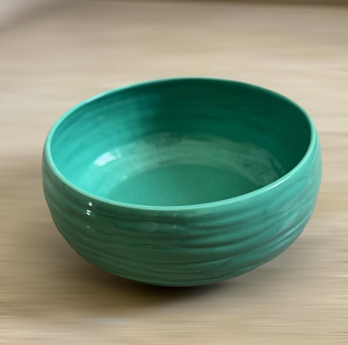 GREEN ROUND HANDMADE SERVING PLATE