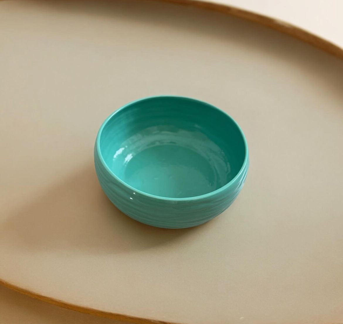 GREEN ROUND HANDMADE SERVING PLATE