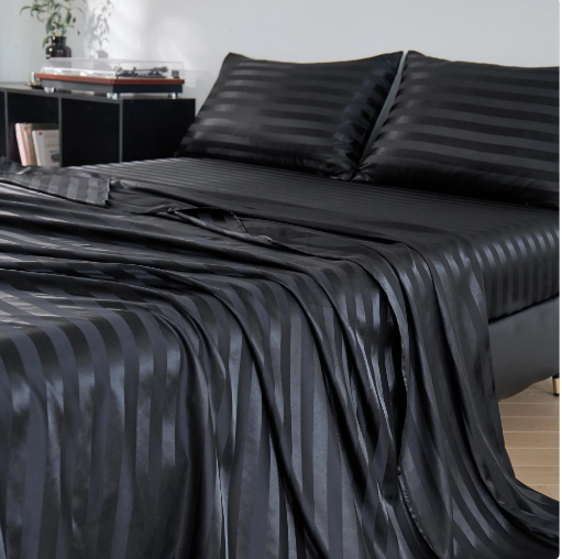 STRIPPED SATIN PLAIN SHEET SET