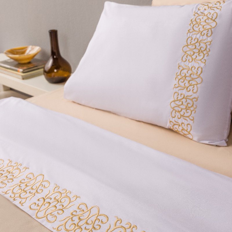 CROSS SET COTTON BED SHEETS